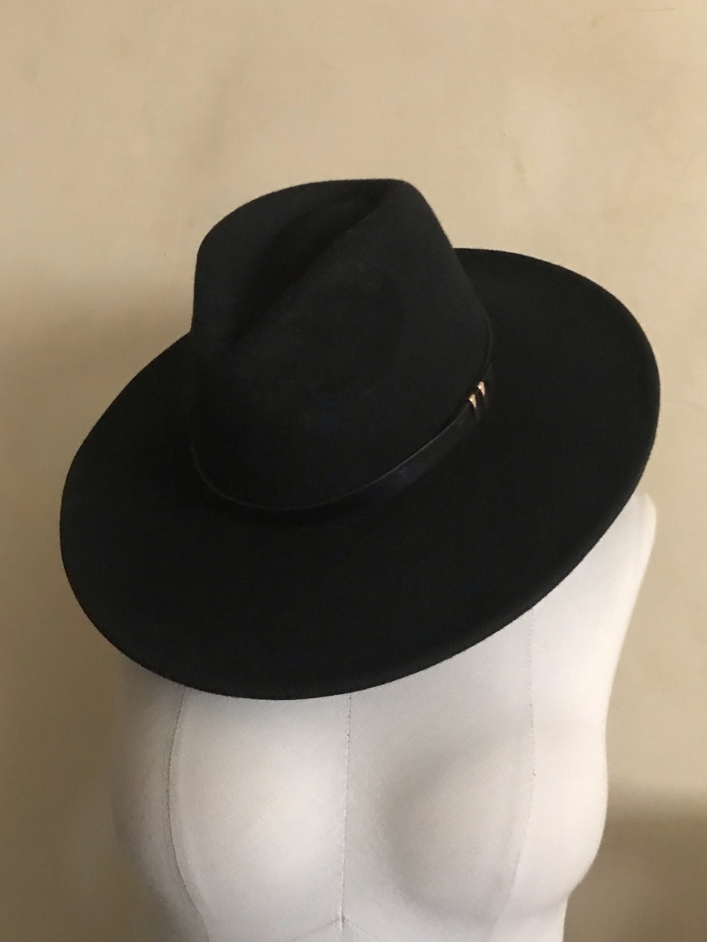 House of Harlow 1960 Black Wide-Brim Fedora Hat